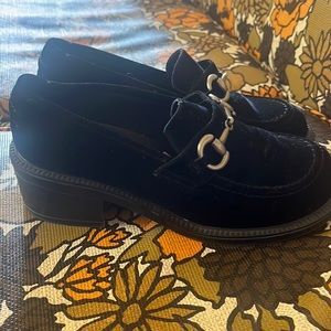 y2k 90s velvet platform loafers